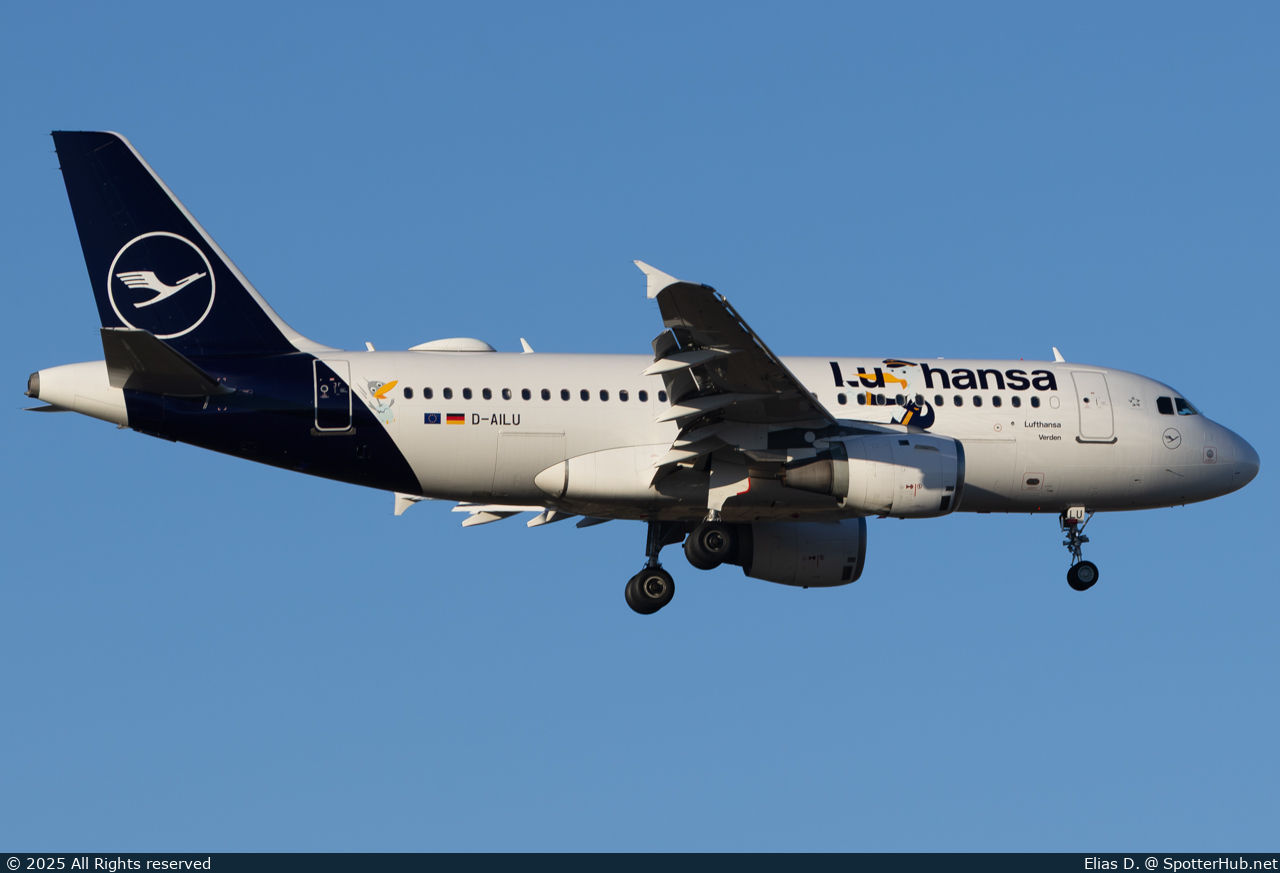 Photo of D-AILU - Airbus A319-114 operated by Lufthansa