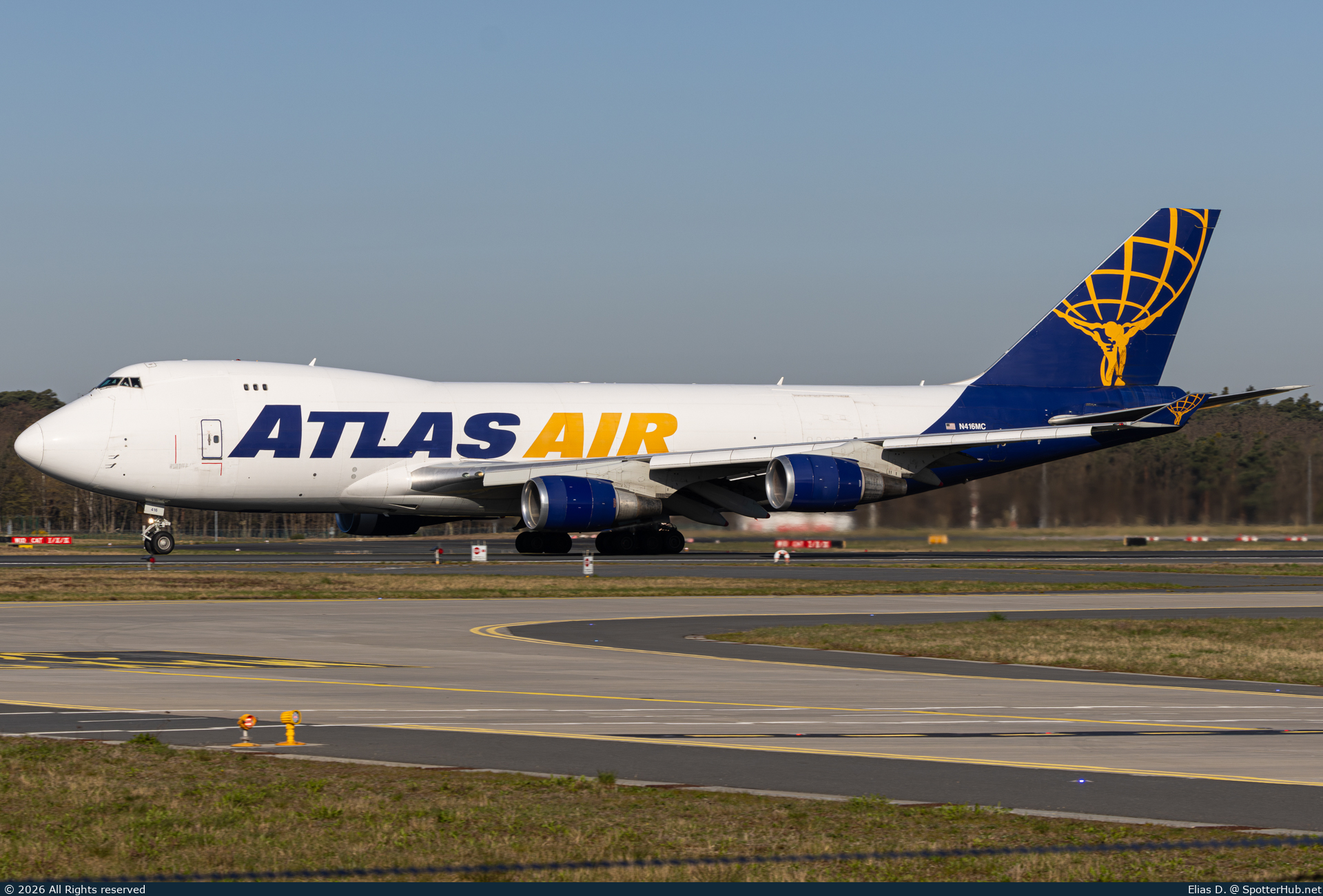 Photo of N416MC - Boeing 747-47UF operated by Atlas Air