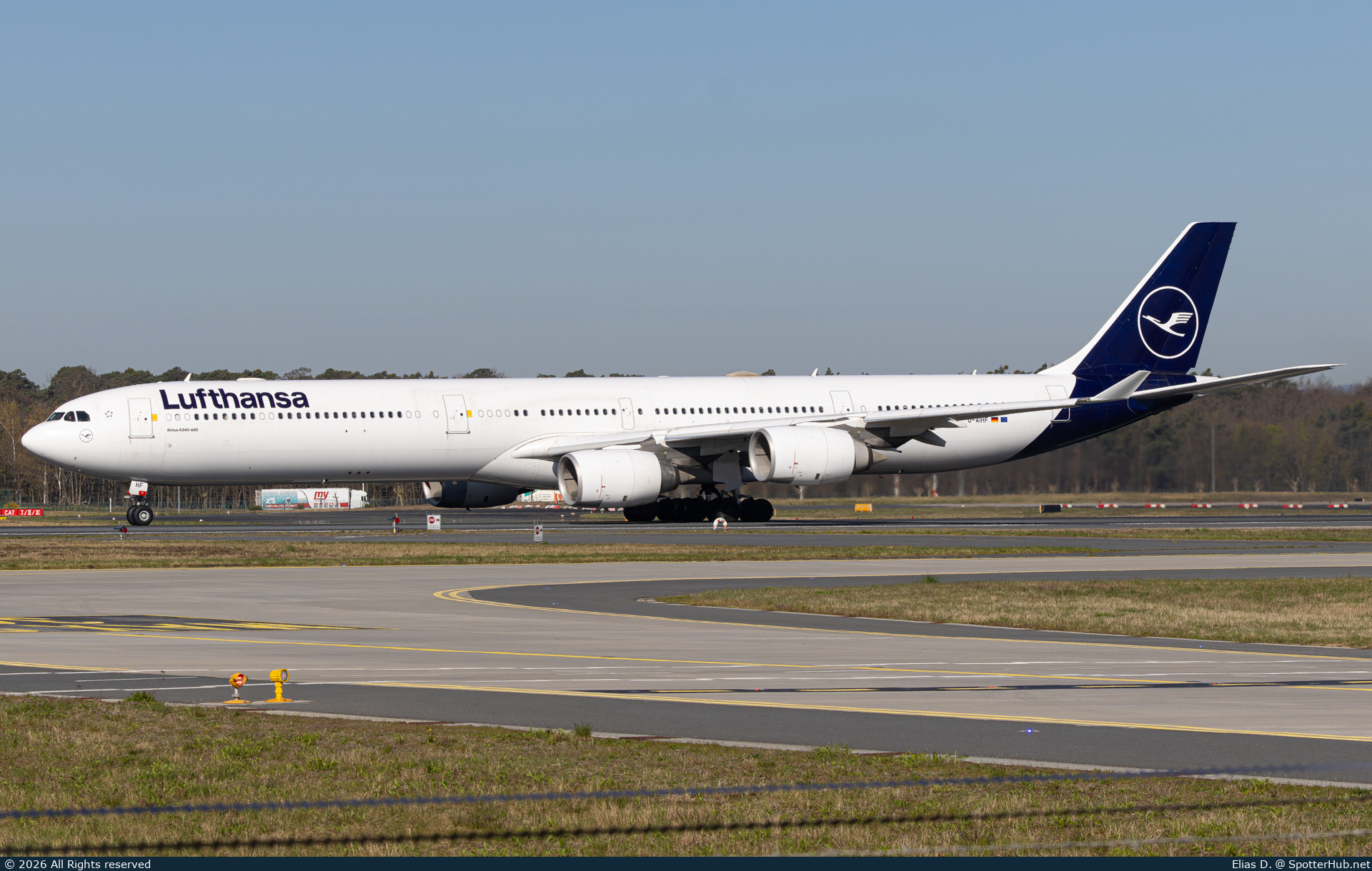Photo of D-AIHF - Airbus A340-642 operated by Lufthansa