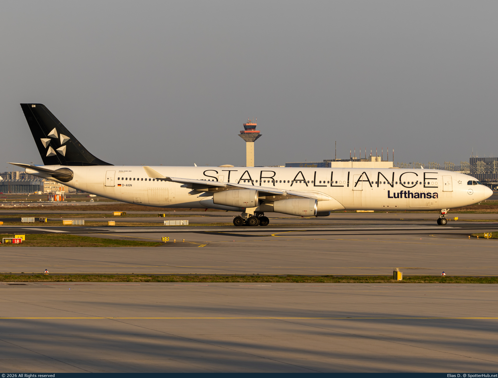 Photo of D-AIGN - Airbus A340-313 operated by Lufthansa