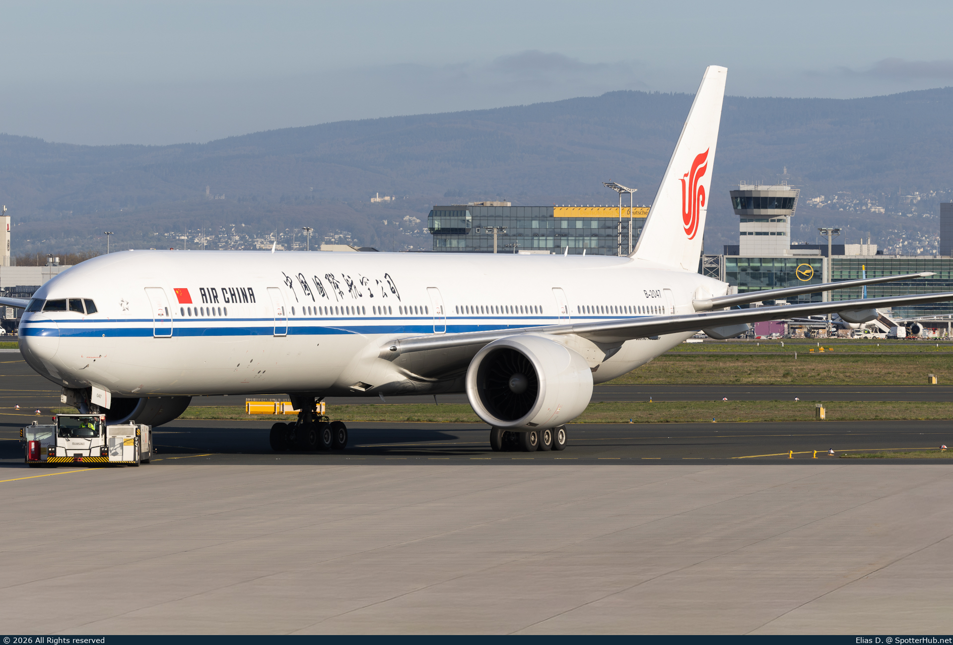 Photo of B-2047 - Boeing 777-39L(ER) operated by Air China
