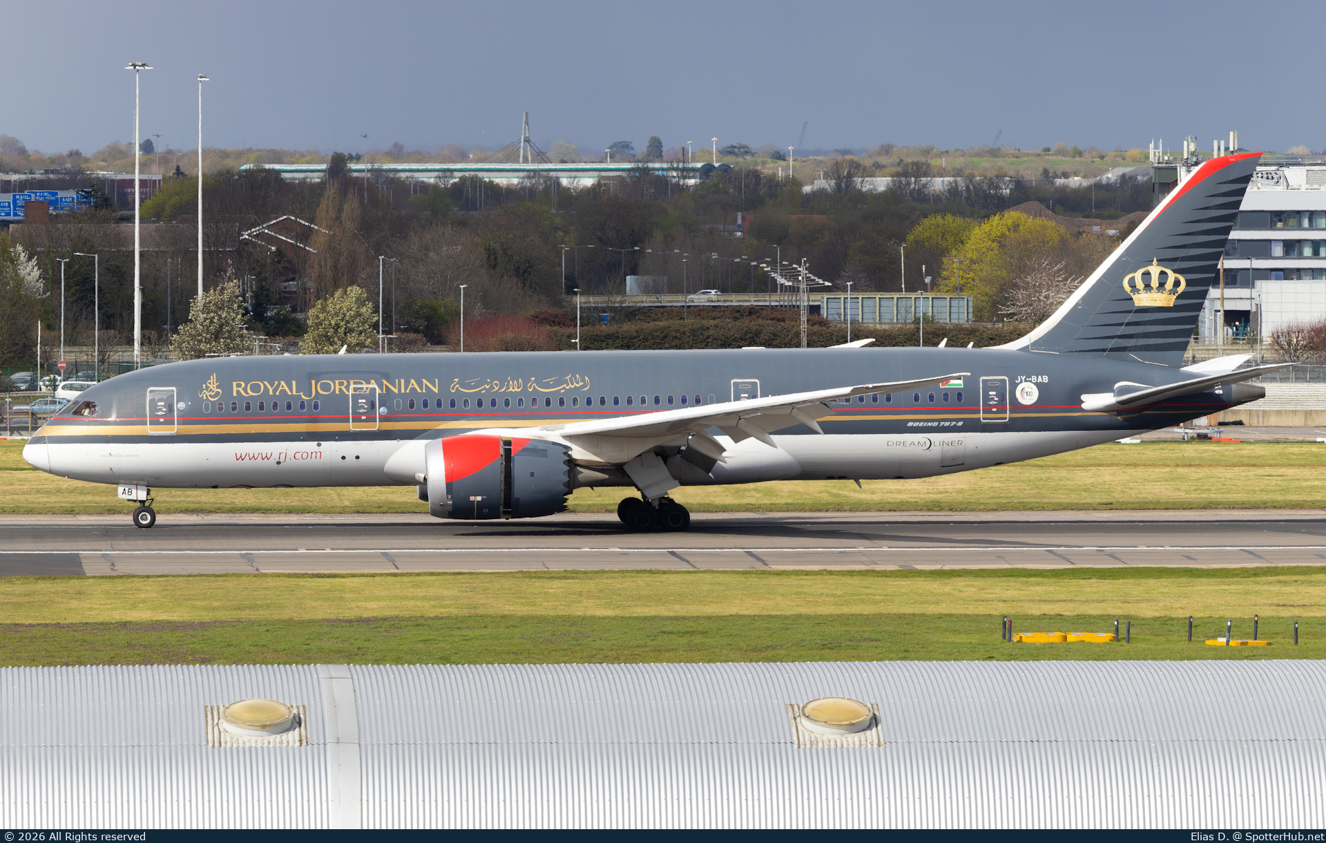 Photo of JY-BAB - Boeing 787-8 Dreamliner operated by Royal Jordanian Airlines