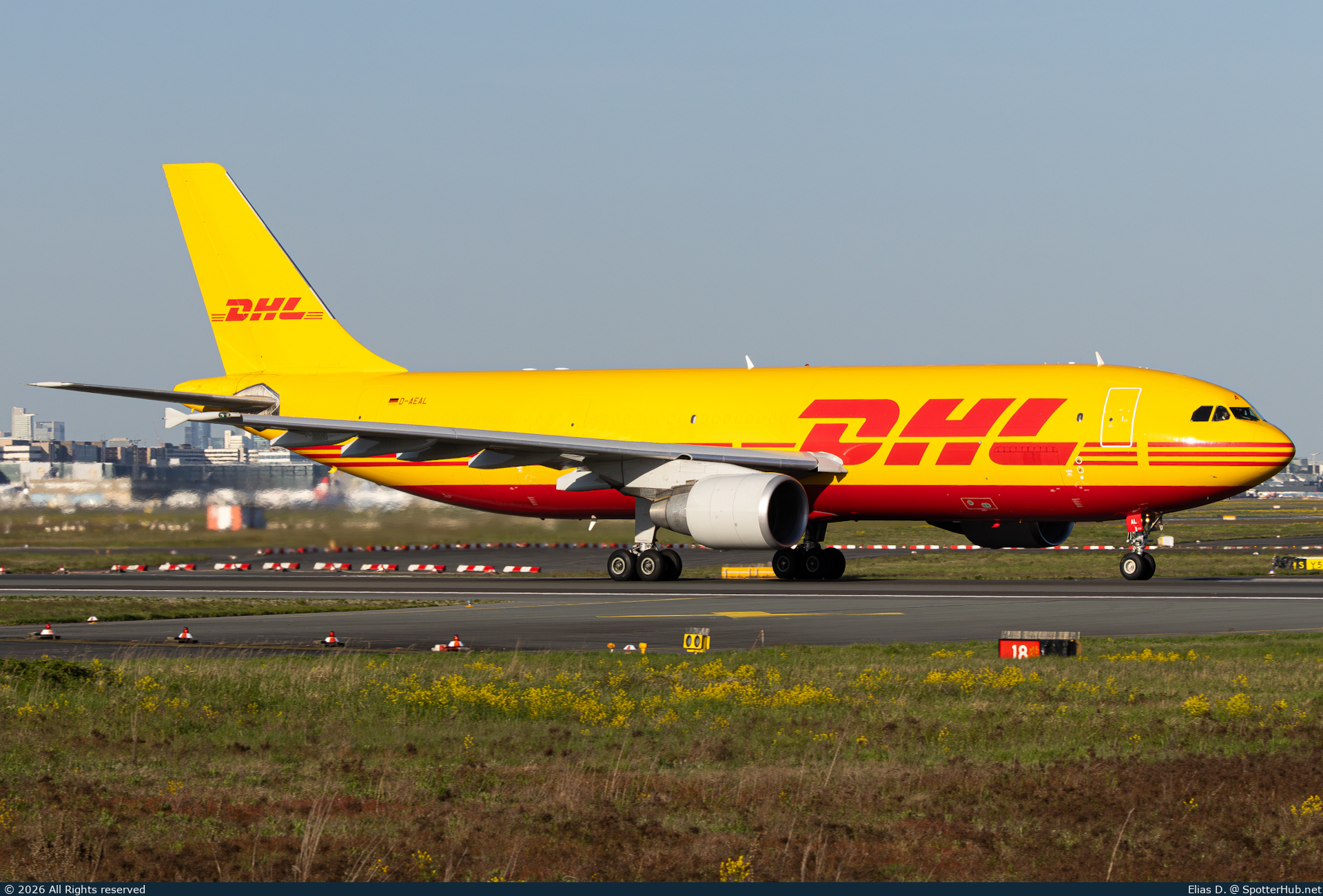Photo of D-AEAL - Airbus A300B4-622R(F) operated by European Air Transport