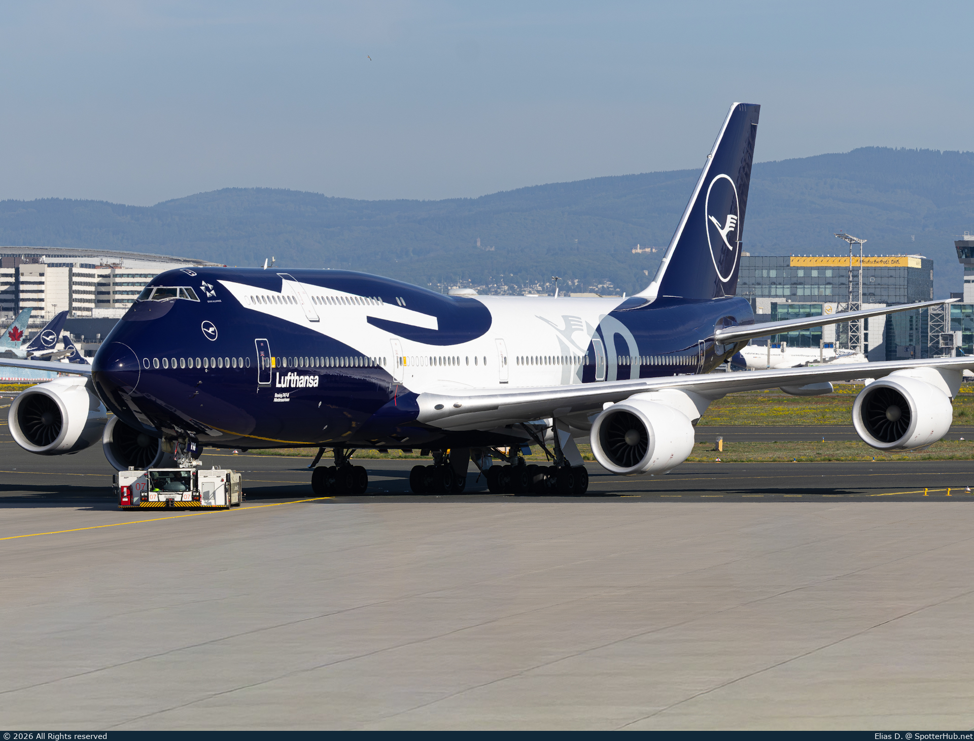 Photo of D-ABYN - Boeing 747-830 operated by Lufthansa