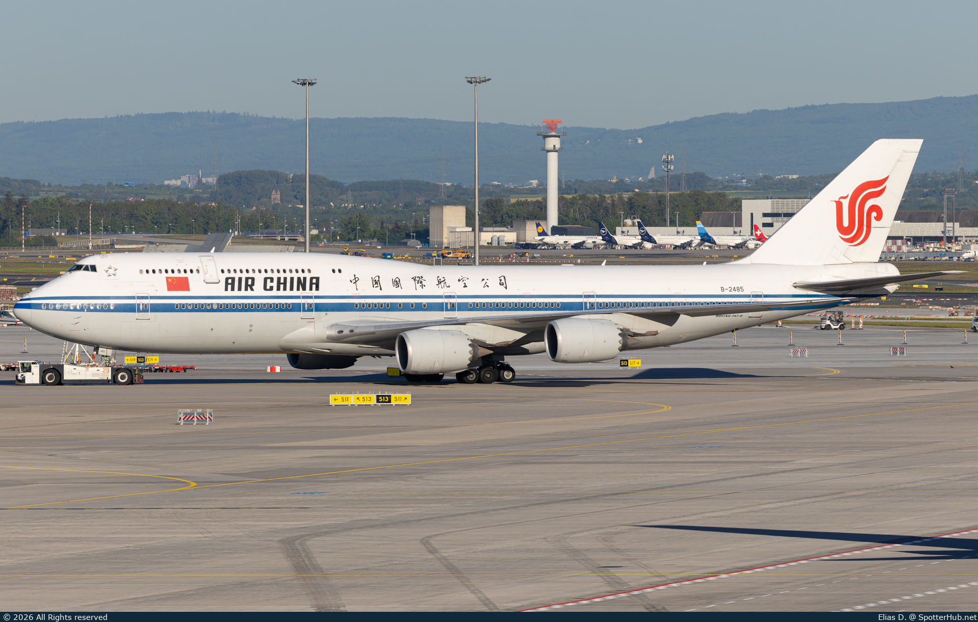 Photo of B-2485 - Boeing 747-89L operated by Air China