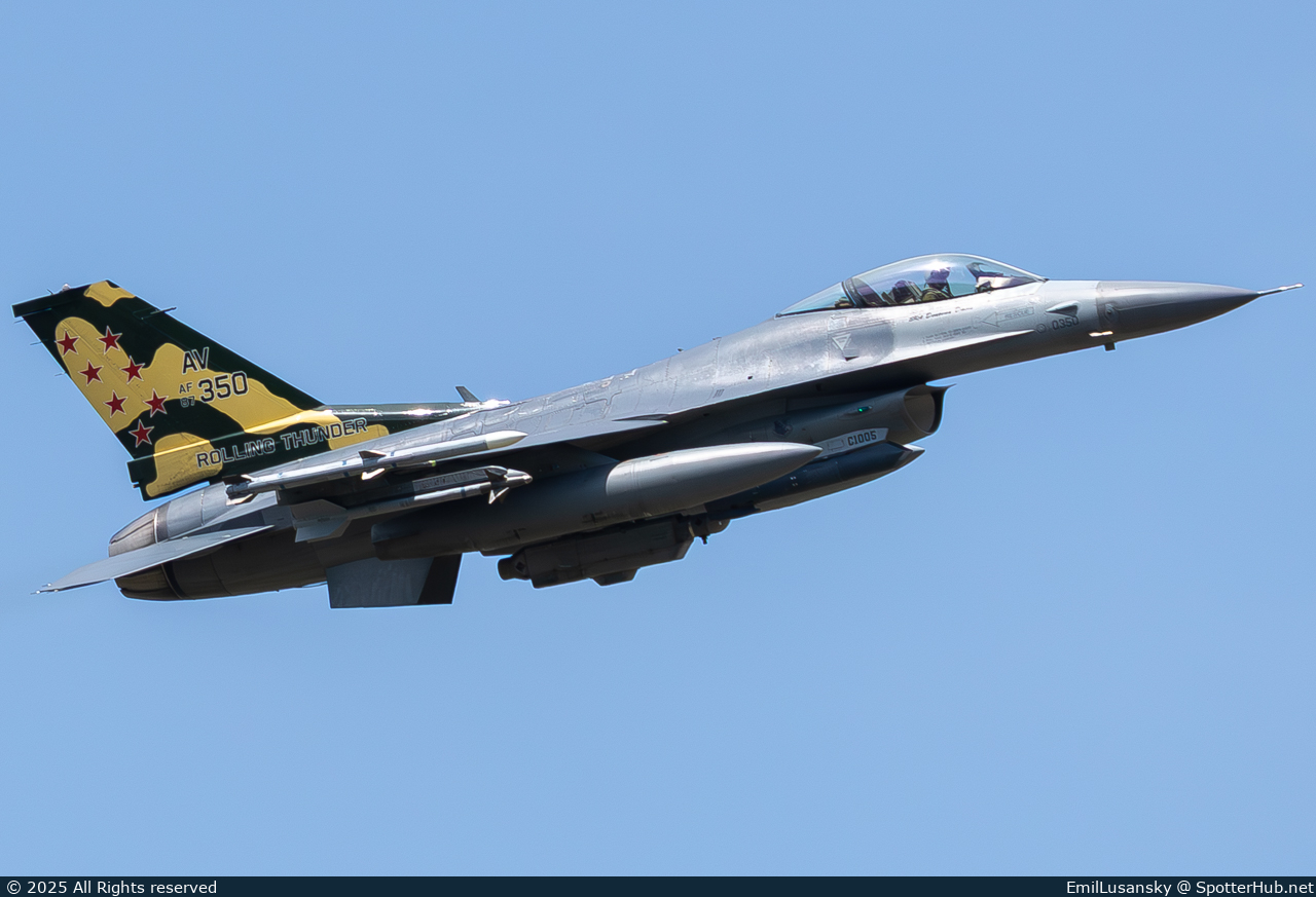 Photo of 87-0350 - General Dynamics F-16CM Fighting Falcon operated by US Air Force