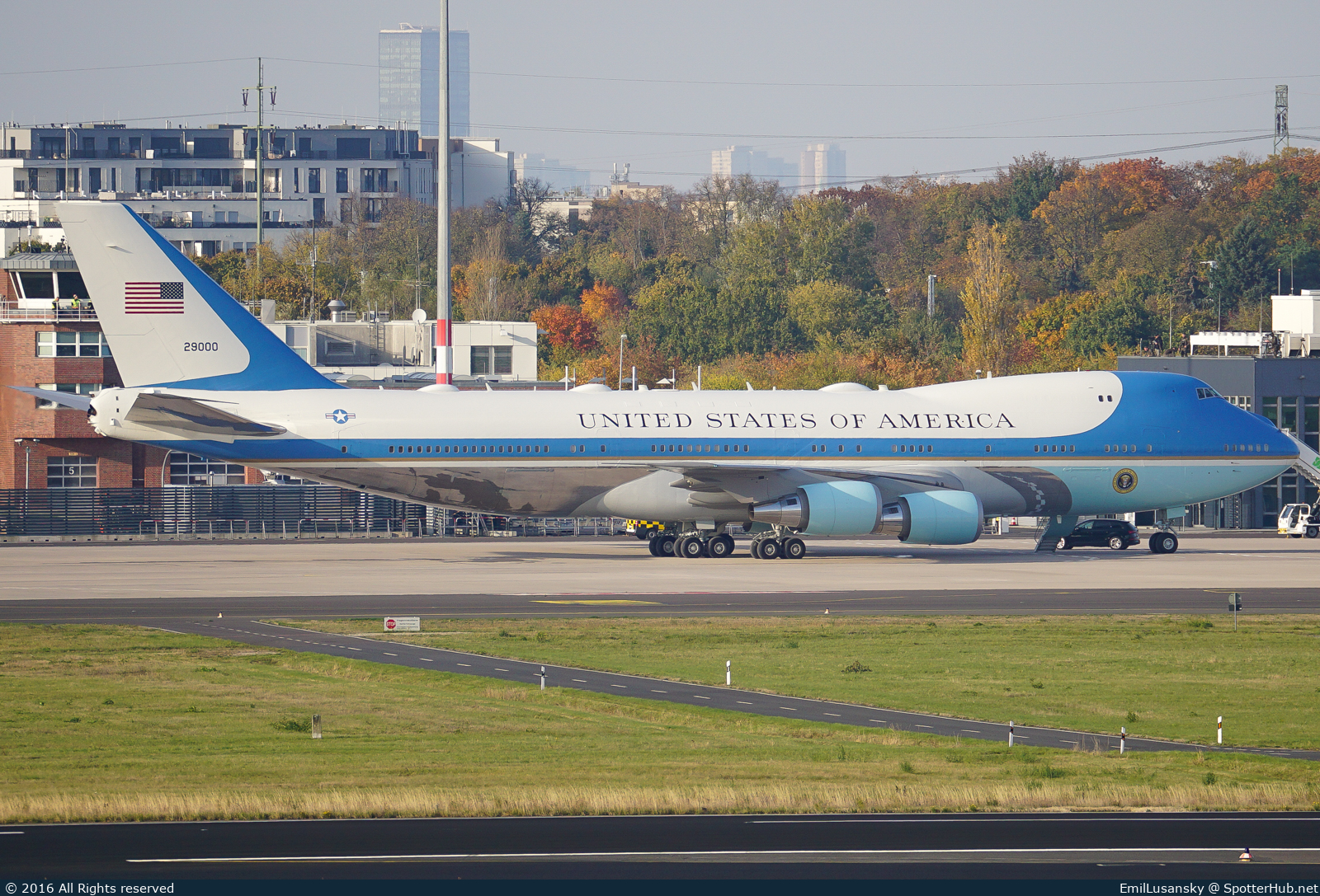 Photo of 92-9000 - Boeing VC-25A operated by US Air Force