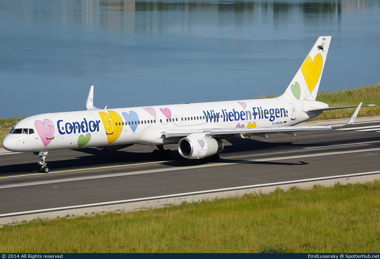 Photo of D-ABON - Boeing 757-330 operated by Condor