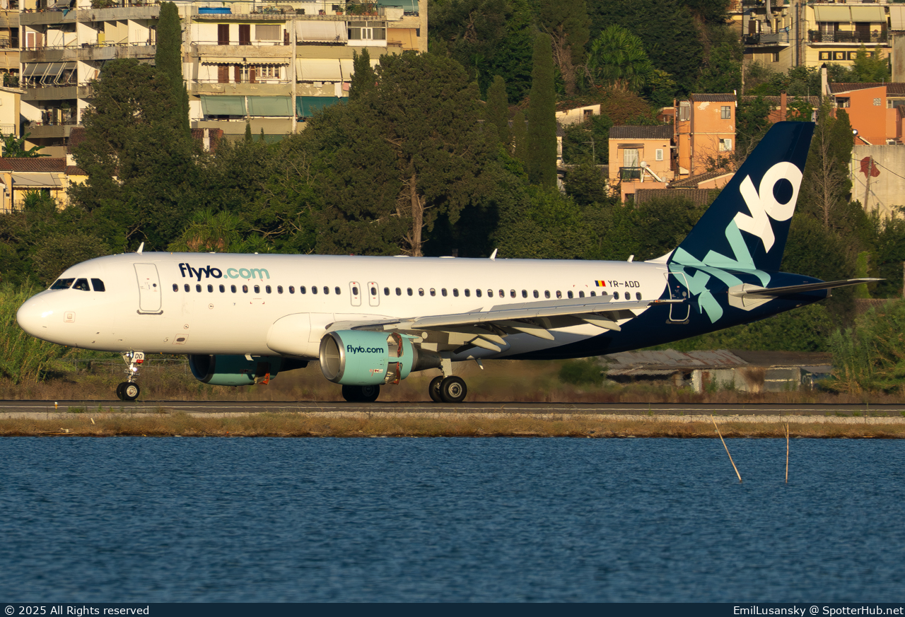 Photo of YR-ADD - Airbus A320-214 operated by flyyo