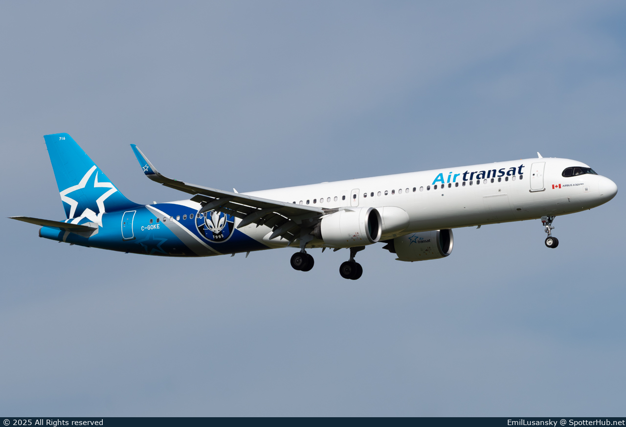 Photo of C-GOKE - Airbus A321-271NX operated by Air Transat
