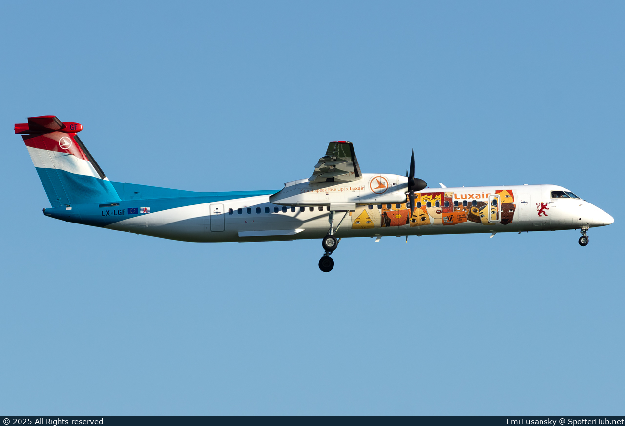 Photo of LX-LGF - Bombardier DHC-8-402 Dash 8 Q400 operated by Luxair