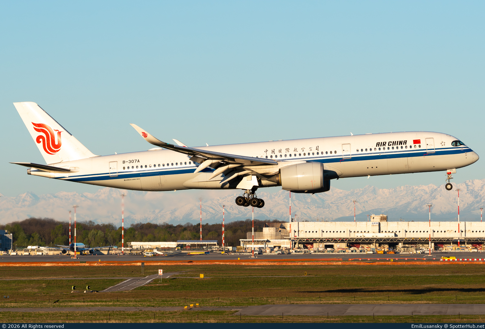 Photo of B-307A - Airbus A350-941 operated by Air China