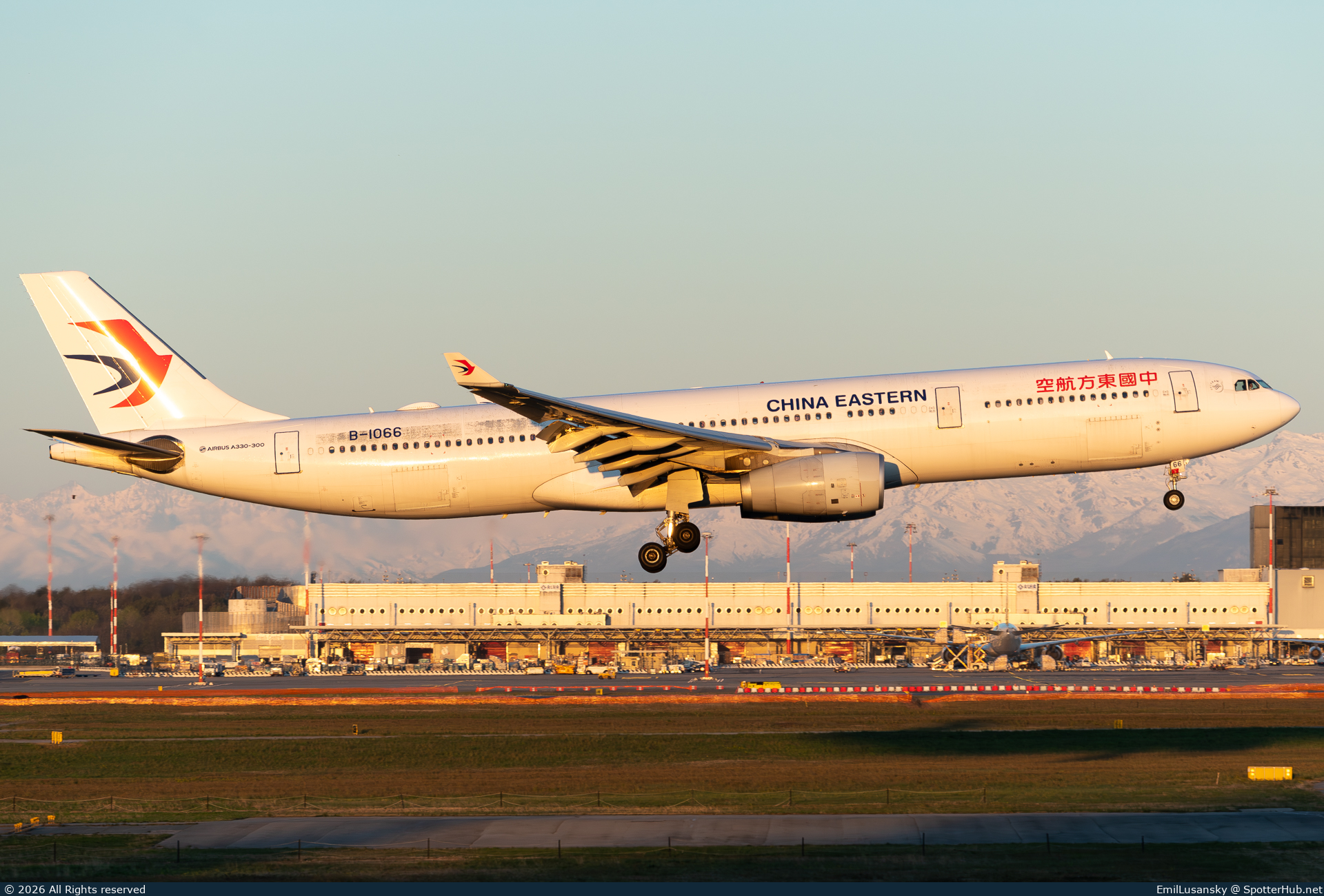 Photo of B-1066 - Airbus A330-343 operated by China Eastern Airlines