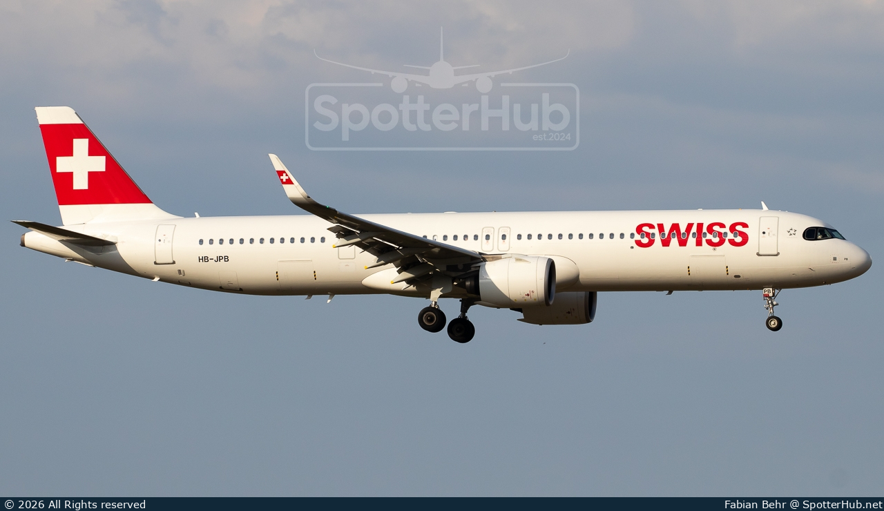 Photo of HB-JPB - Airbus A321-271NX operated by Swiss International Air Lines