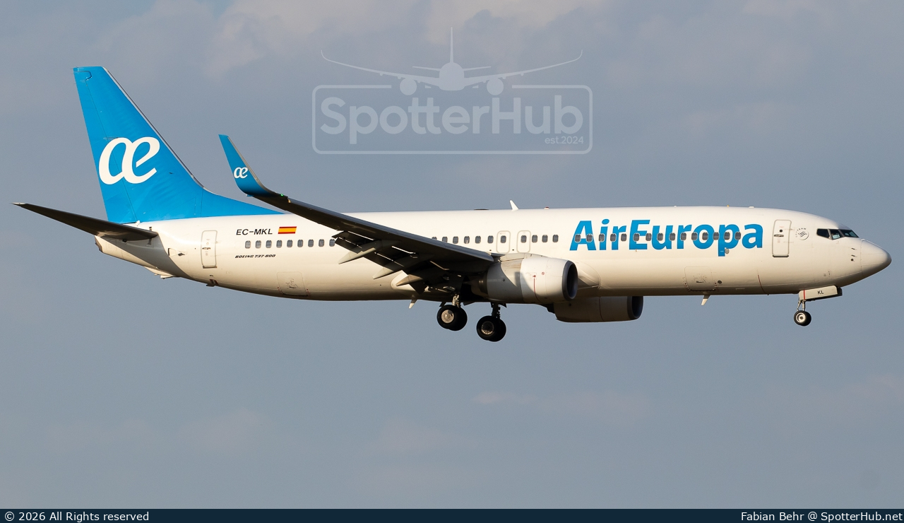 Photo of EC-MKL - Boeing 737-85P operated by Air Europa