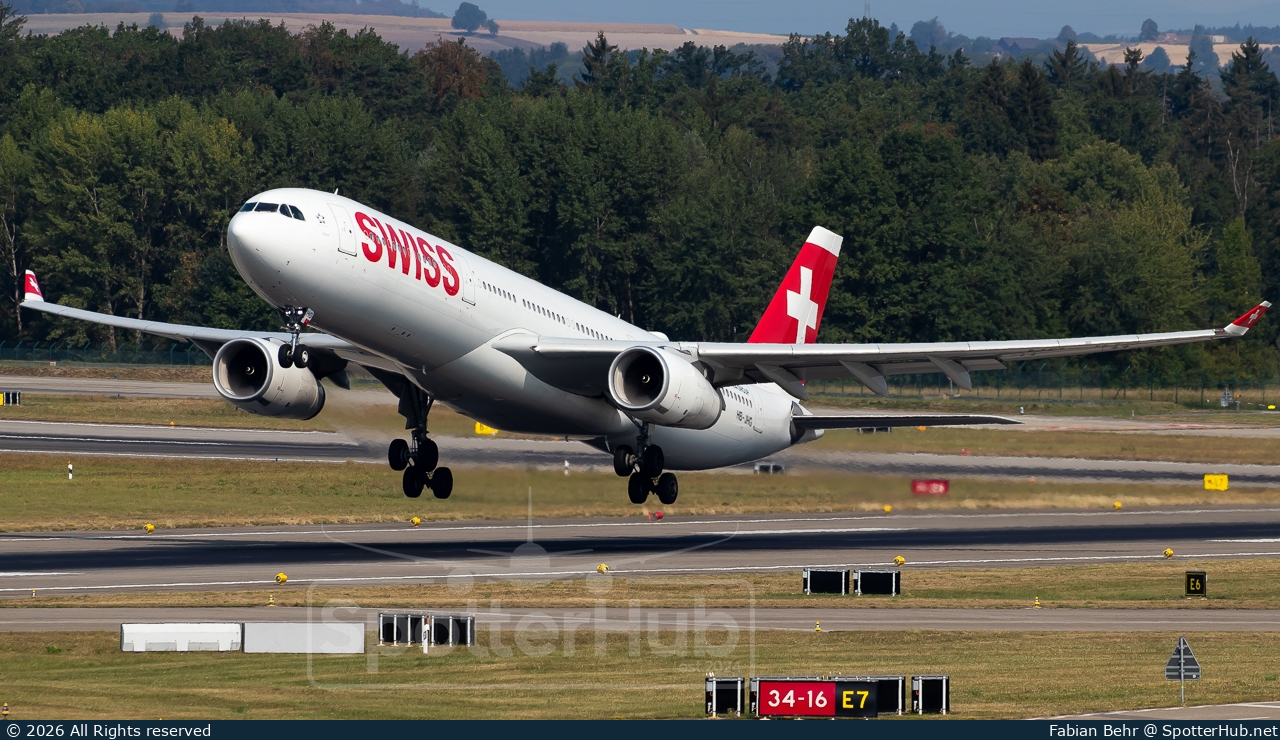Photo of HB-JHG - Airbus A330-343 operated by Swiss International Air Lines