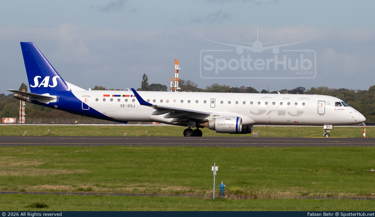 Photo of SE-RSJ - Embraer ERJ-195LR operated by SAS Link