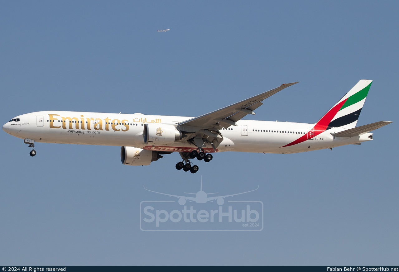 Photo of A6-EGY - Boeing 777-31H(ER) operated by Emirates