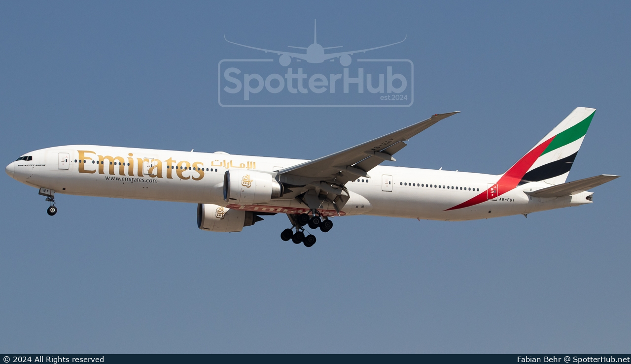 Photo of A6-EBY - Boeing 777-36N(ER) operated by Emirates