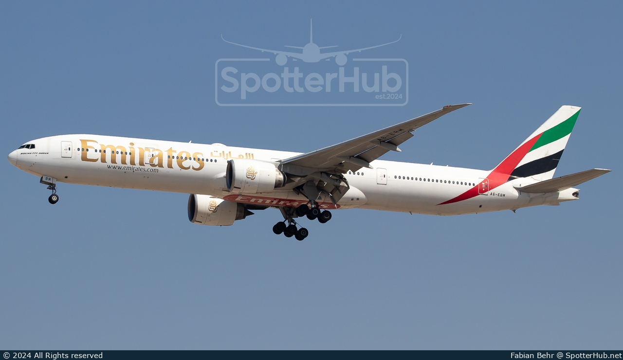 Photo of A6-EBM - Boeing 777-31H(ER) operated by Emirates