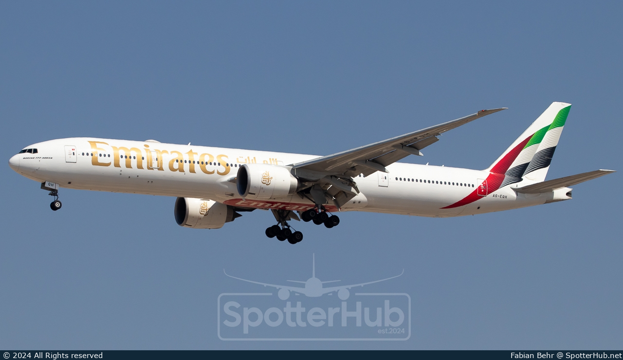 Photo of A6-EQH - Boeing 777-31H(ER) operated by Emirates