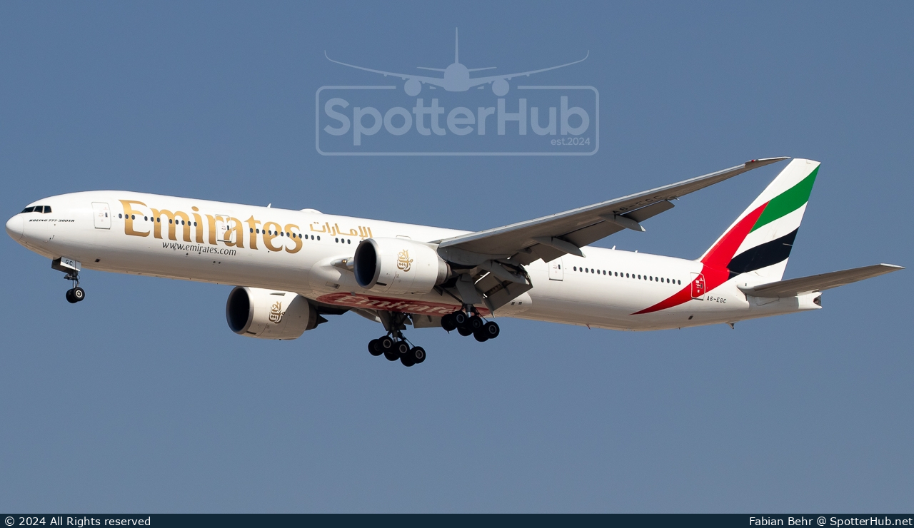 Photo of A6-EQC - Boeing 777-31H(ER) operated by Emirates