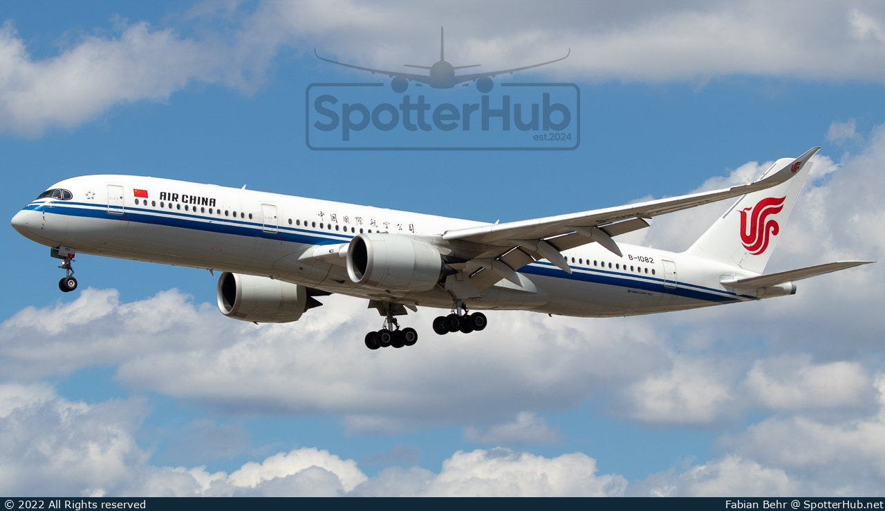 Photo of B-1082 - Airbus A350-941 operated by Air China