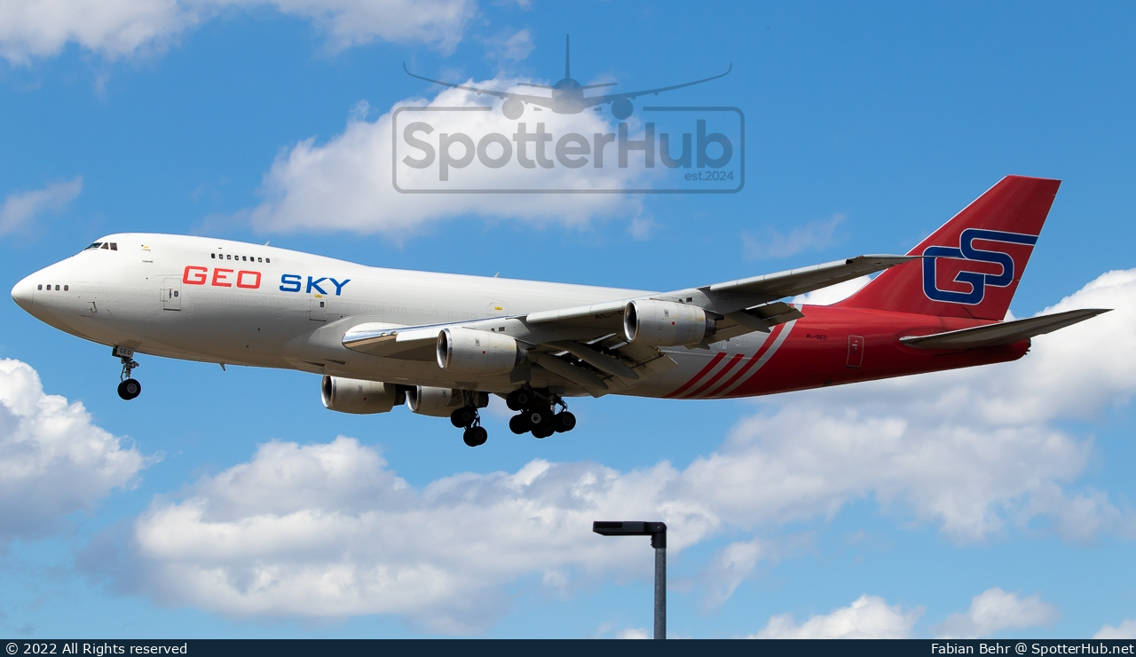 Photo of 4L-GEO - Boeing 747-236B(SF) operated by Geosky