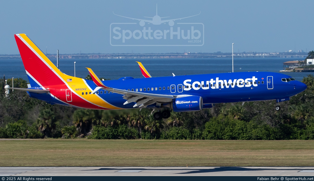 Photo of N8524Z - Boeing 737-8H4 operated by Southwest Airlines