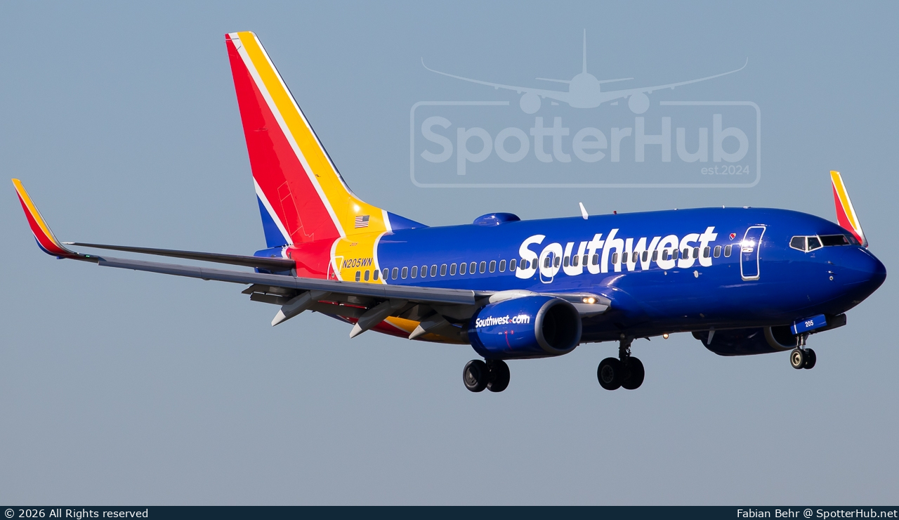 Photo of N205WN - Boeing 737-7H4 operated by Southwest Airlines