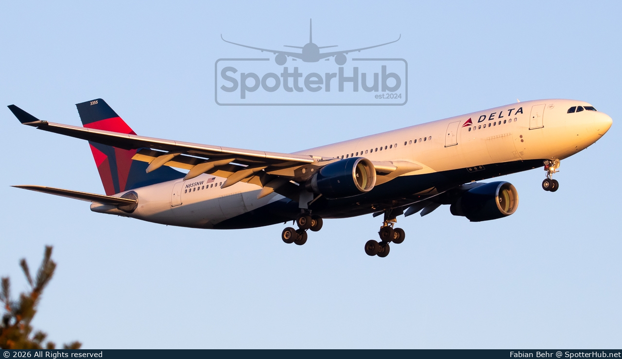 Photo of N855NW - Airbus A330-223 operated by Delta Air Lines