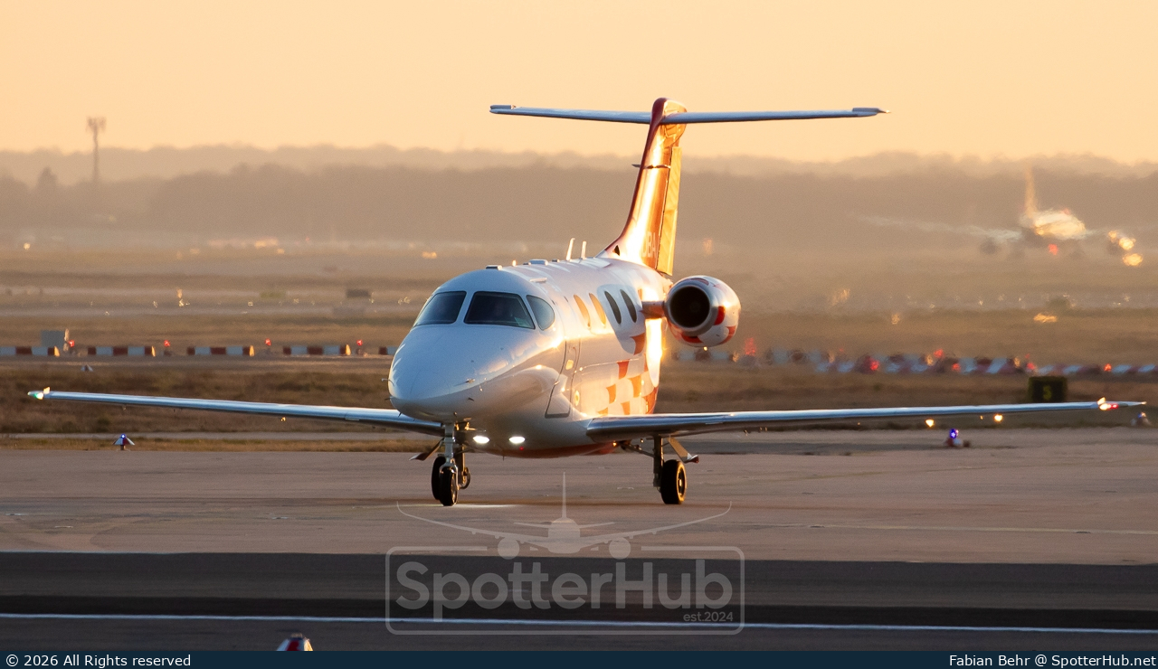Photo of D-IDBA - Hawker Beechcraft 390 Premier IA operated by Fly away