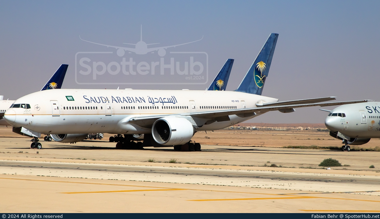Photo of HZ-AKD - Boeing 777-268(ER) operated by Saudi Arabian Airlines