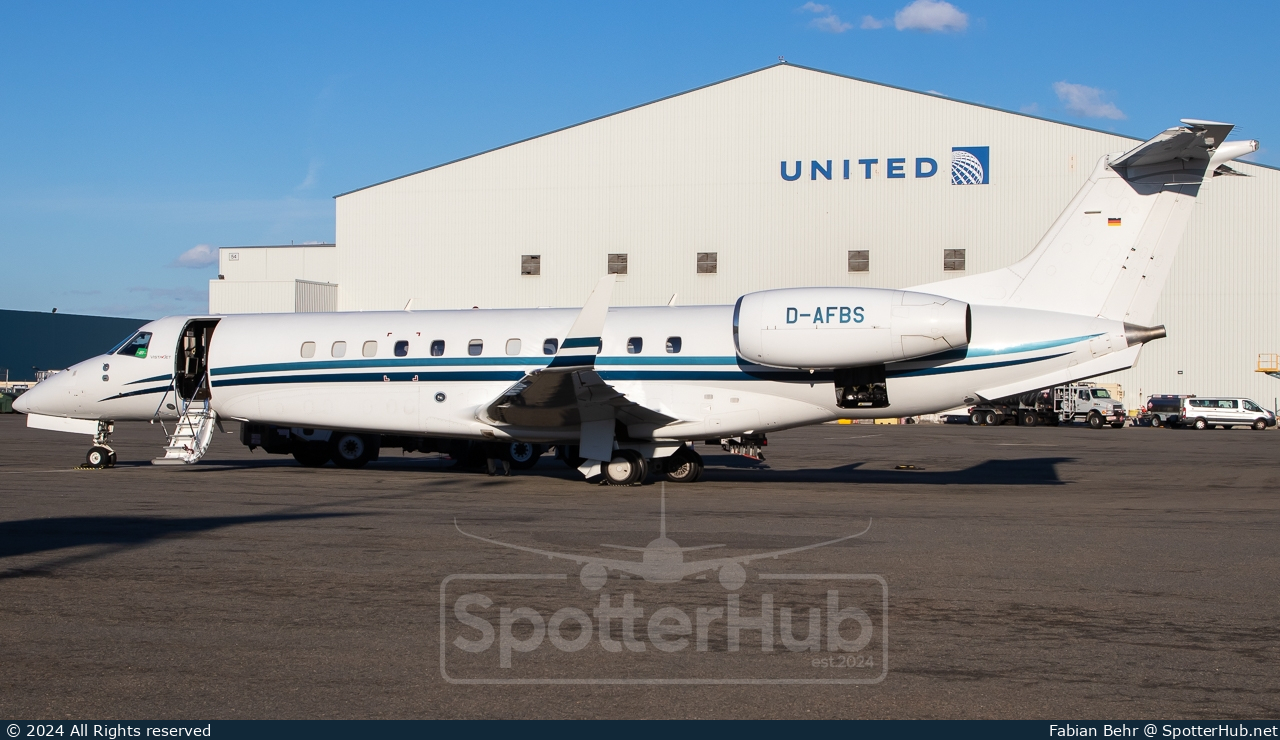 Photo of D-AFBS - Embraer Legacy 650E operated by VistaJet Germany