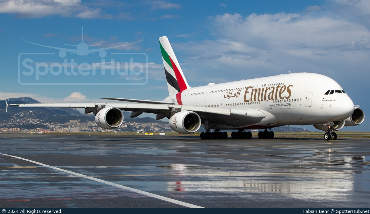Photo of A6-EOO - Airbus A380-861 operated by Emirates