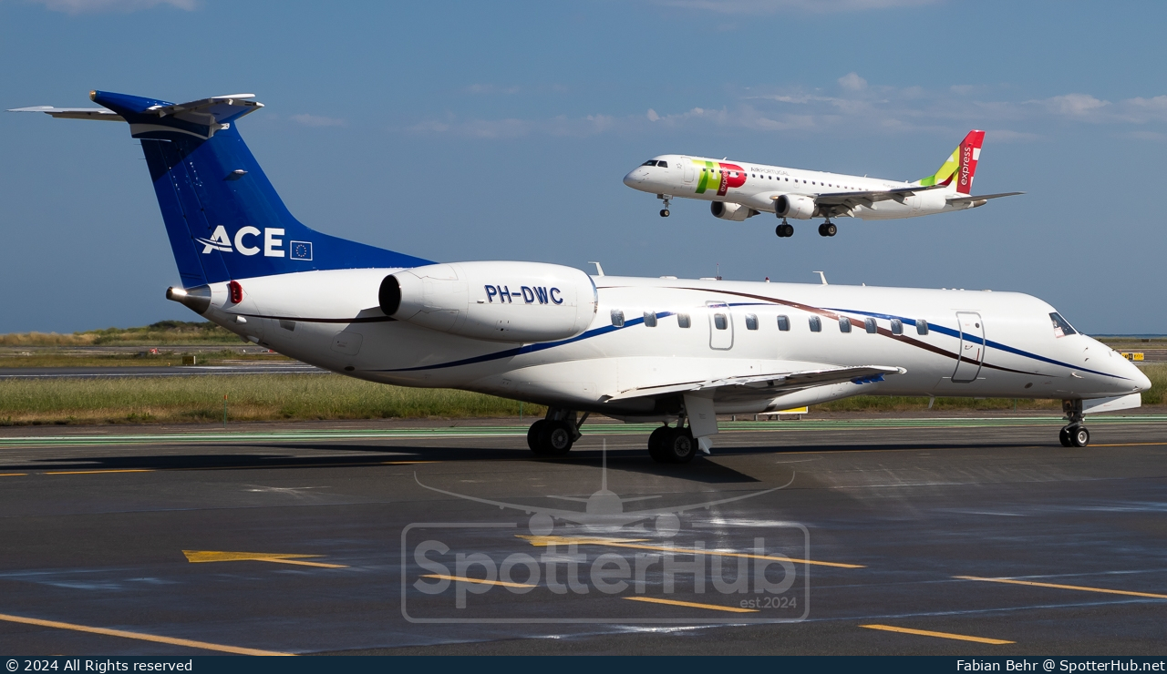Photo of PH-DWC - Embraer ERJ-135LR operated by Air Charters Europe