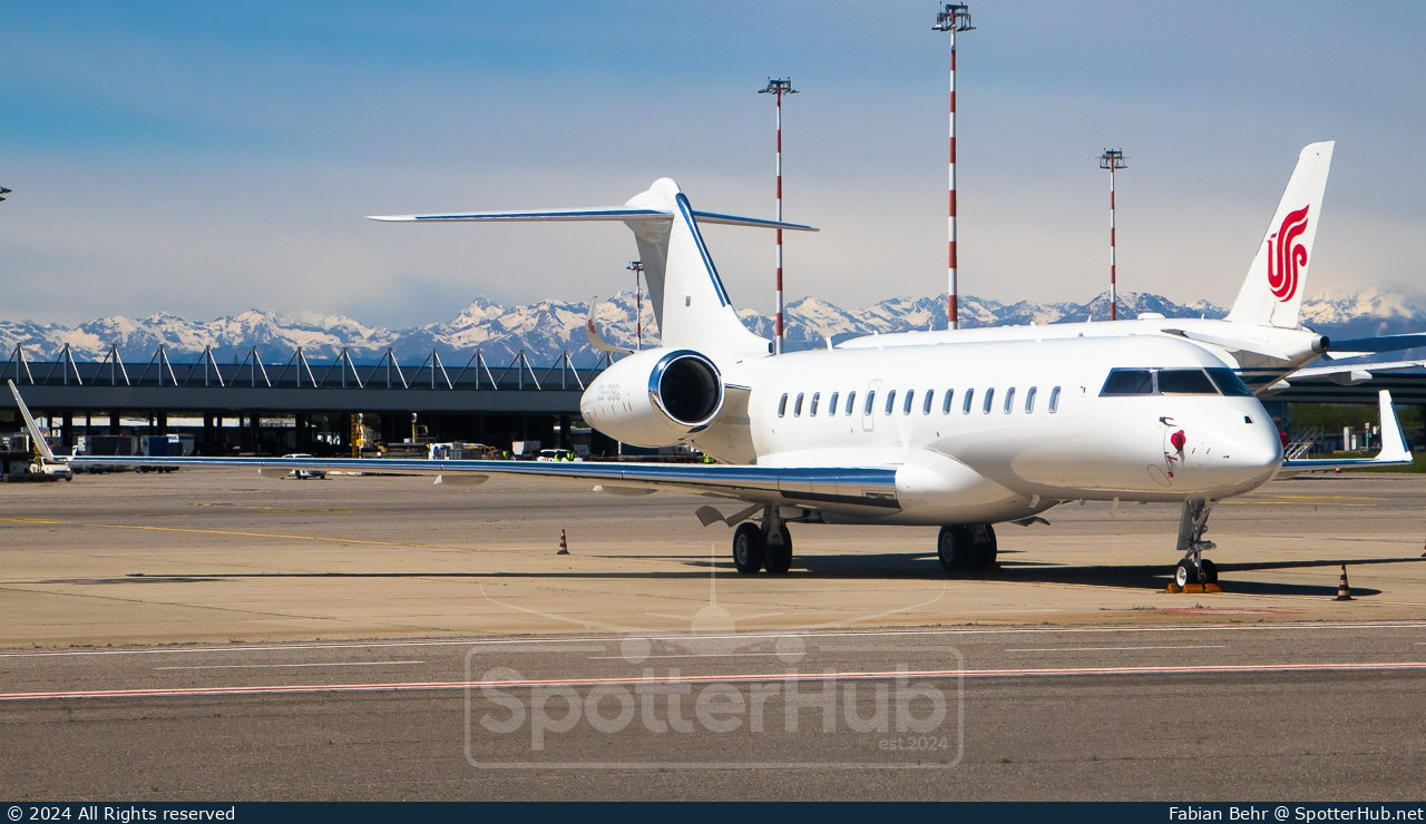 Photo of CS-DSG - Bombardier Global 6000 operated by Executive Jet Management