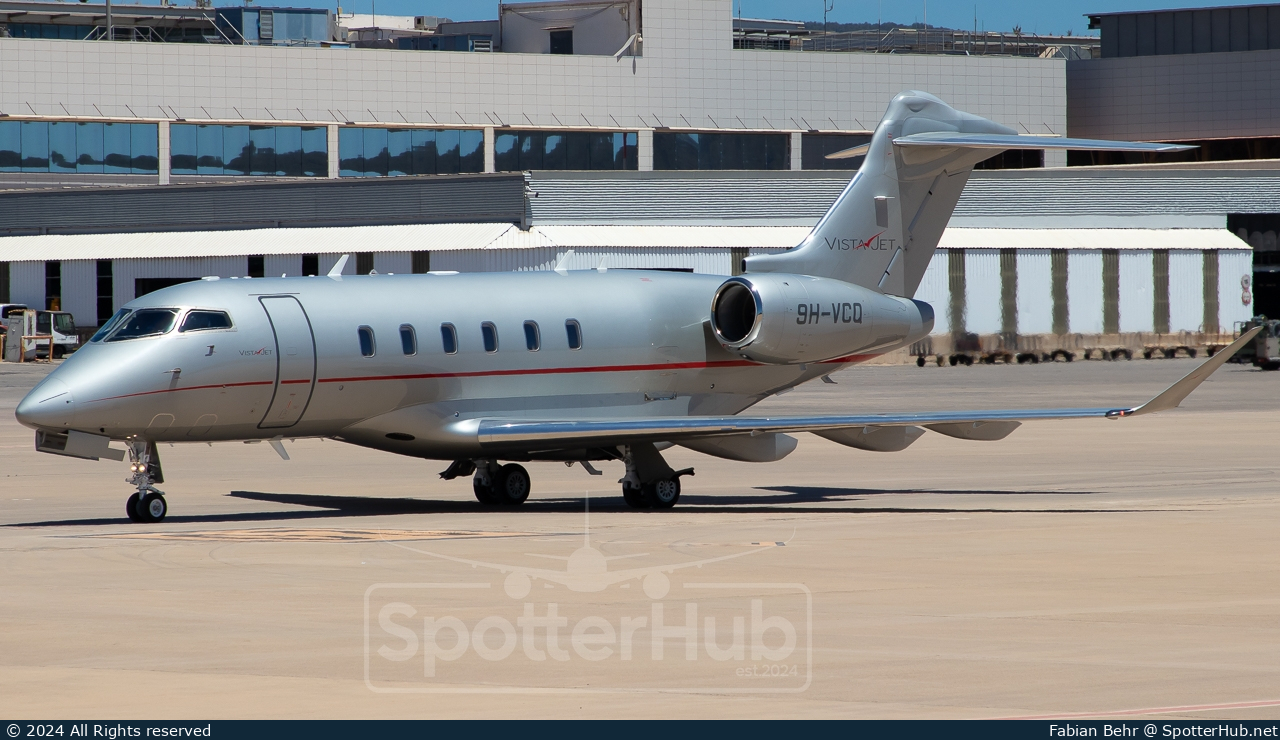 Photo of 9H-VCQ - Bombardier Challenger 350 operated by VistaJet