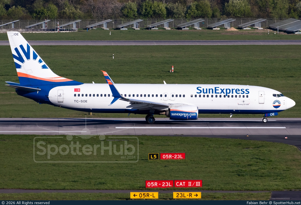 Photo of TC-SOE - Boeing 737-8HC operated by SunExpress