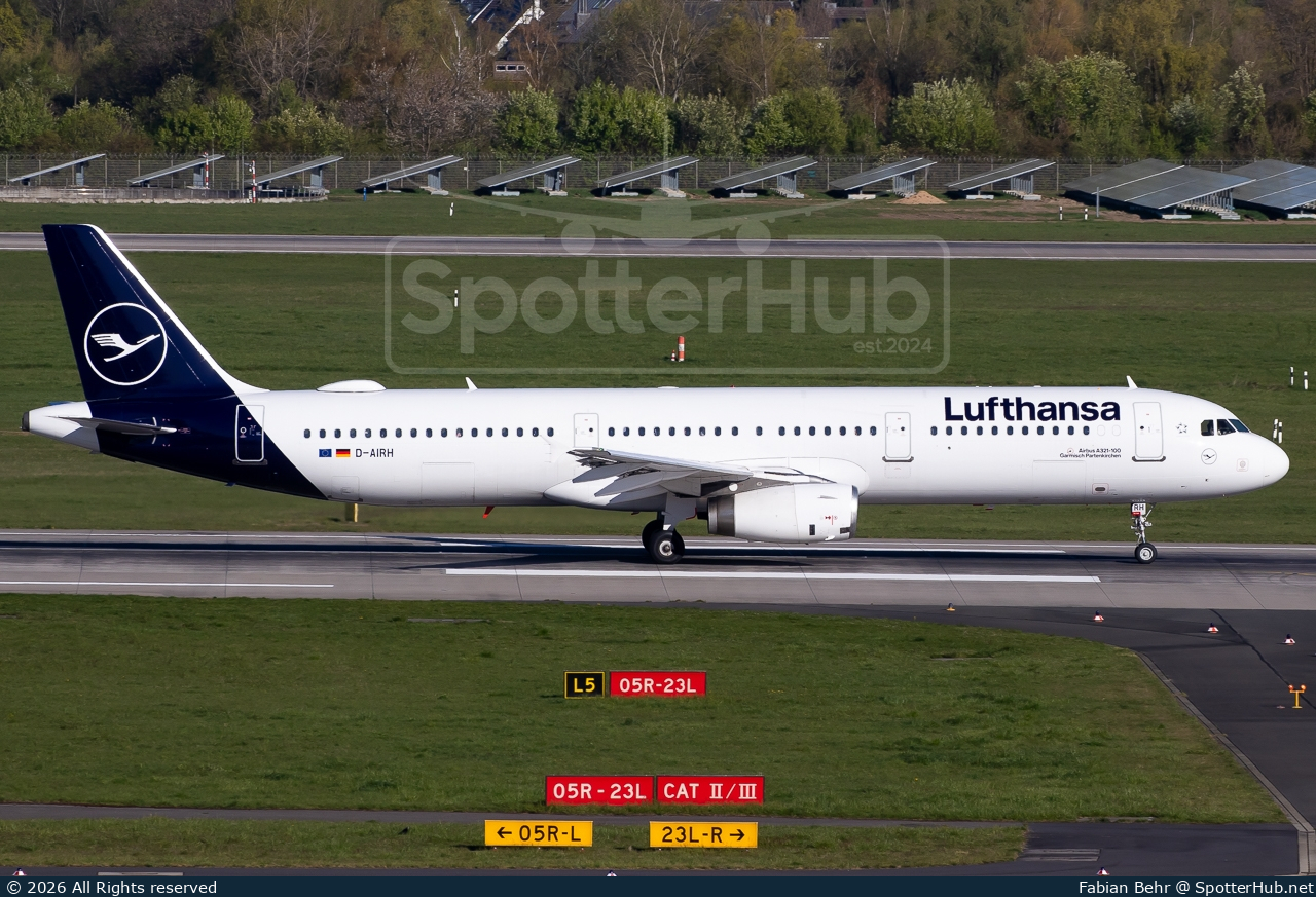 Photo of D-AIRH - Airbus A321-131 operated by Lufthansa
