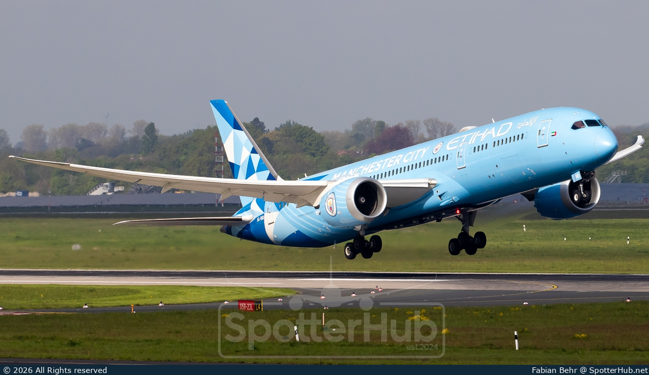 Photo of A6-BND - Boeing 787-9 Dreamliner operated by Etihad Airways