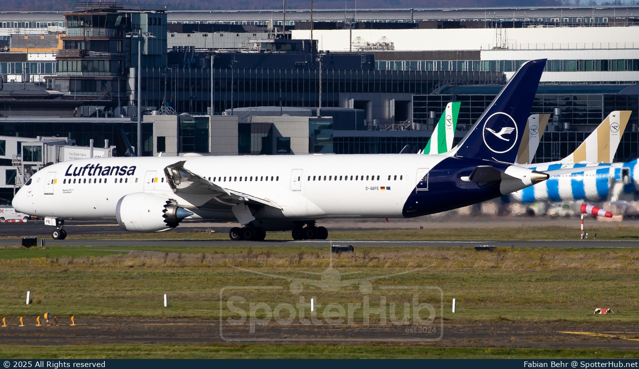 Photo of D-ABPE - Boeing 787-9 Dreamliner operated by Lufthansa