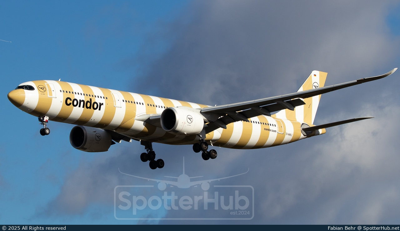 Photo of D-ANRJ - Airbus A330-941 operated by Condor