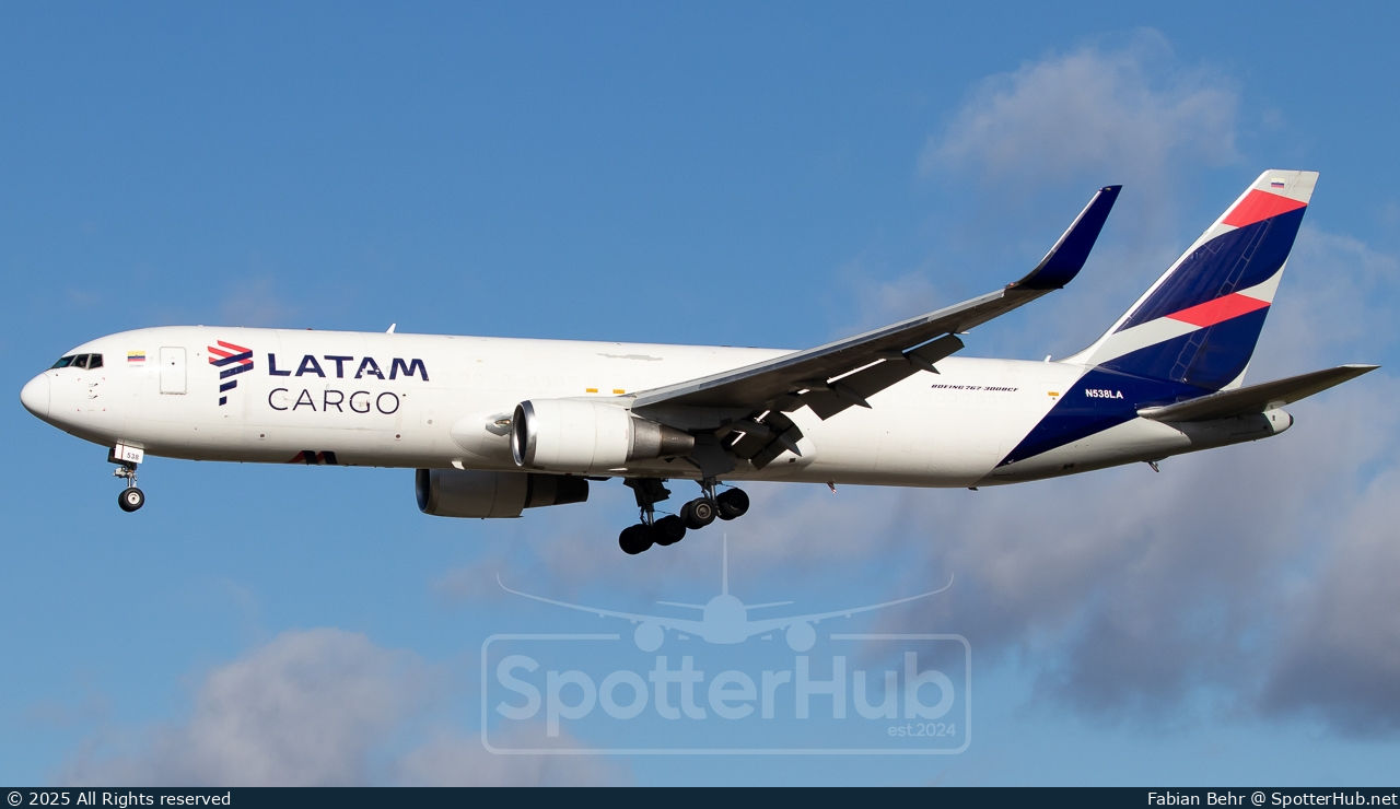 Photo of N538LA - Boeing 767-316(ER)(BCF) operated by LATAM Cargo Colombia