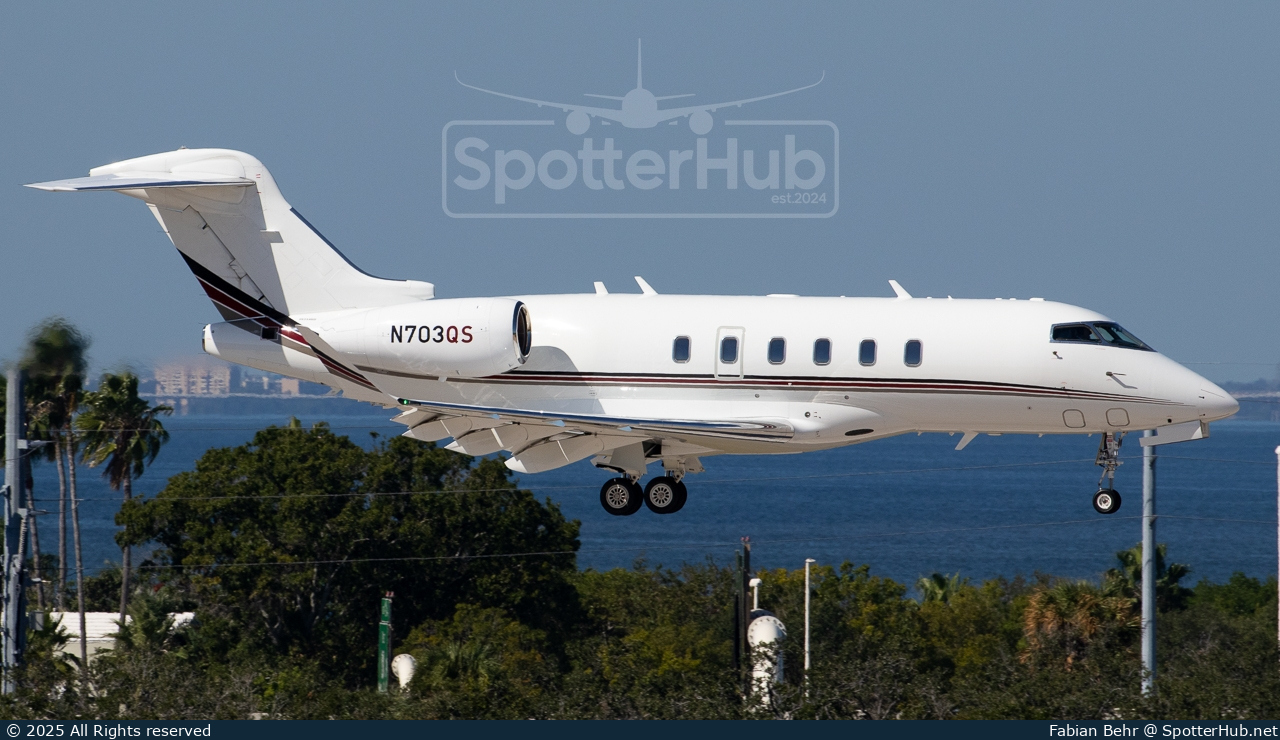 Photo of N703QS - Bombardier Challenger 350 operated by NetJets