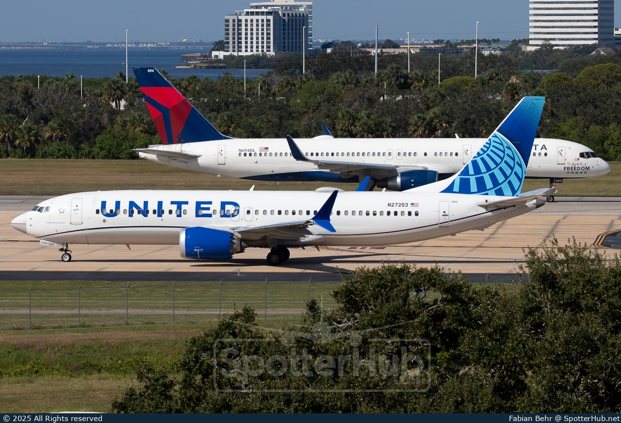 Photo of N27253 - Boeing 737 MAX 8 operated by United Airlines