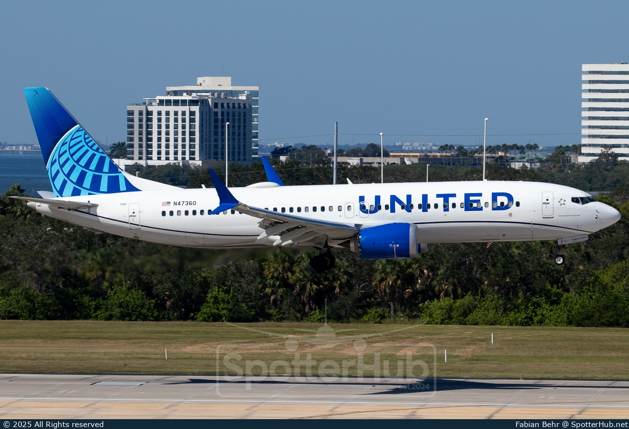 Photo of N47360 - Boeing 737 MAX 8 operated by United Airlines