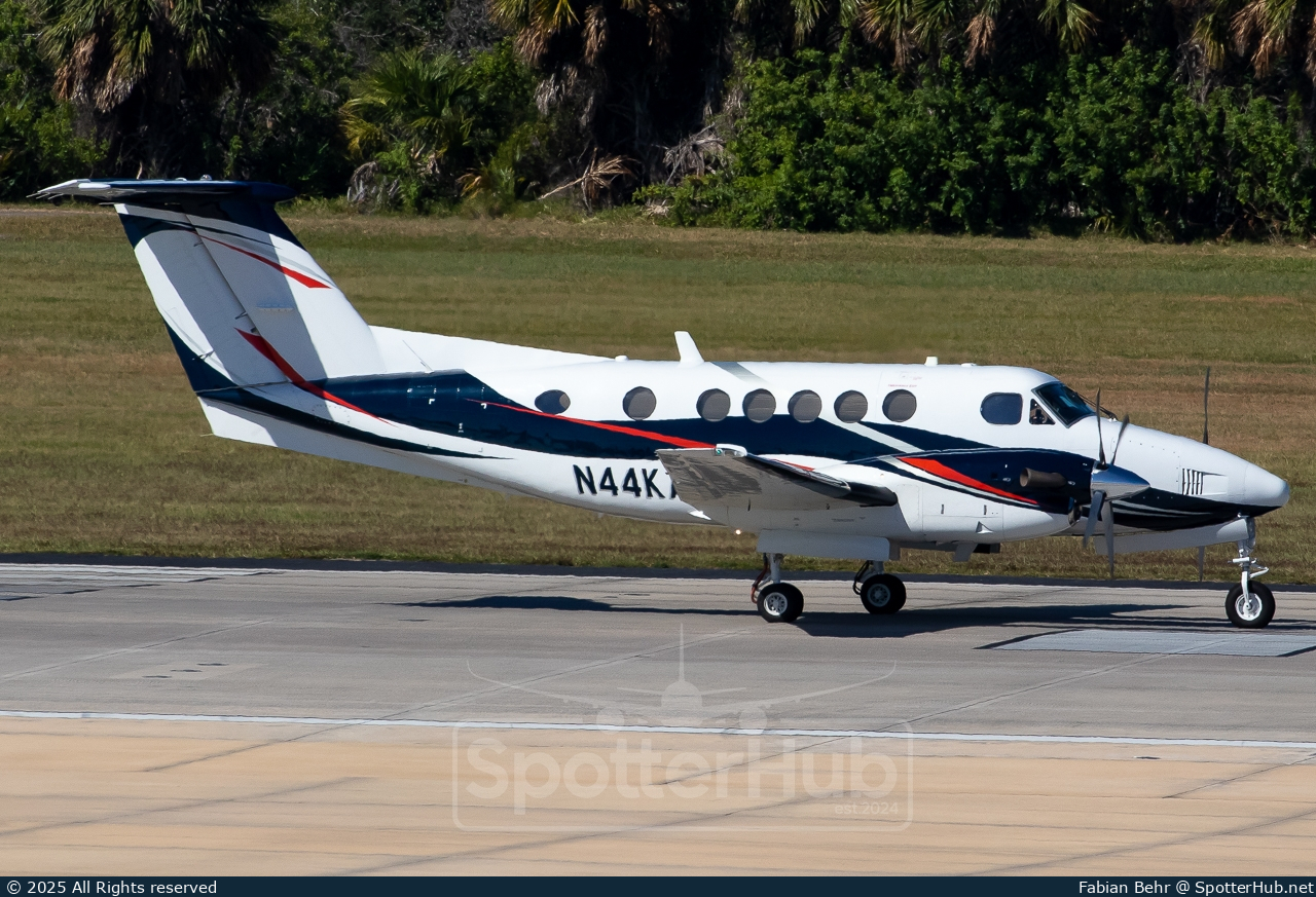 Photo of N44KA - Beechcraft B200 Super King Air operated by Odyssey Airways