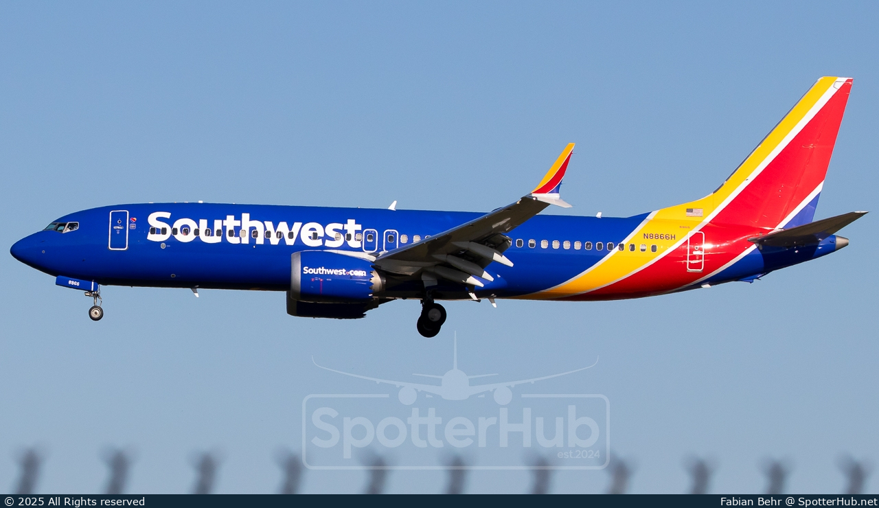 Photo of N8866H - Boeing 737 MAX 8 operated by Southwest Airlines