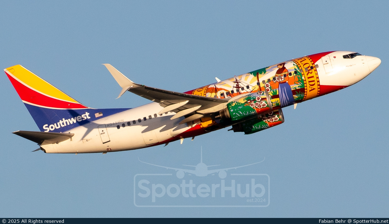 Photo of N945WN - Boeing 737-7H4 operated by Southwest Airlines